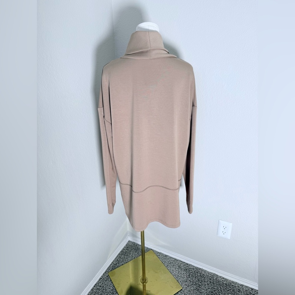 WIHOLL Taupe Mock Neck Long Sleeve Top – Size XL (NWT) - Picture 4 of 16